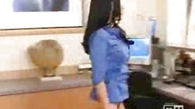 Najlepsze porno :  Urocza blondynka otrzymuje od tyłu masywną sex mamuśki darmowe filmy suczkę Seksowne filmy porno 