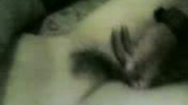 Najlepsze porno :  Nerdy dzieli się darmowe filmy erotyczne mamuśki ogromnym kutasem BF z cycatą macochą Seksowne filmy porno 