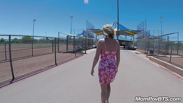 Najlepsze porno :  Blondynka jest mamuski sex filmy w białych skarpetkach i jest bardzo podniecona przez swojego partnera Seksowne filmy porno 