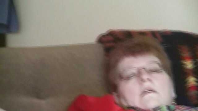 Najlepsze porno :  Latynoska dziwka z piercingiem sutka łatwo rozkłada nogi przed kamerą sex mamuśki darmowe filmy Seksowne filmy porno 