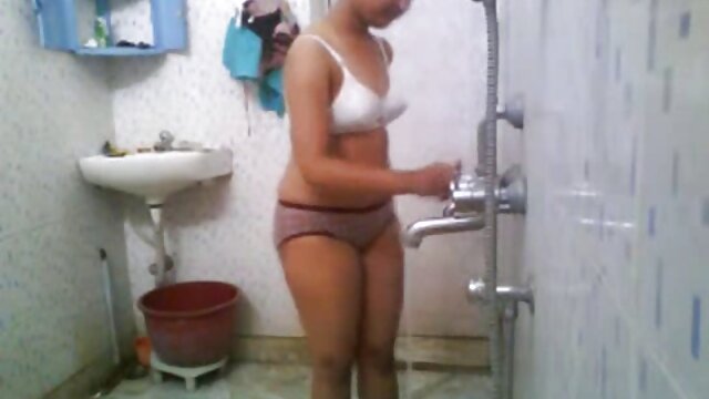 Najlepsze porno :  Lesbijski darmowe mamuski seks rosyjskiej MILF i najlepszej przyjaciółki pasierbicy Seksowne filmy porno 