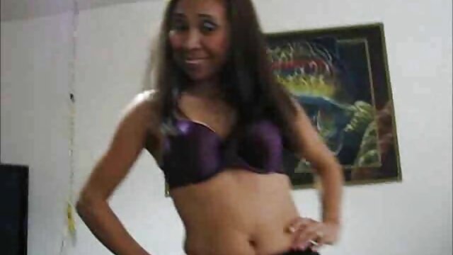 Najlepsze porno :  Sabina Rouge dobrze poradziła pornusy z mamuskami sobie z Alexis Fawx podczas wizyty u terapeuty Seksowne filmy porno 