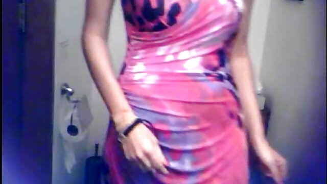 Najlepsze porno :  Rocco Siffredi testuje głębokość tyłka tej młodej laski sex mamuski filmiki Seksowne filmy porno 