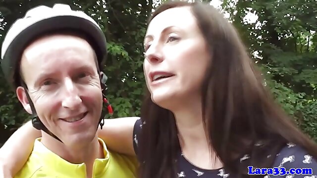 Najlepsze porno :  Rozmowa kwalifikacyjna kończy się wściekłym pieprzeniem Seksowne filmy porno 