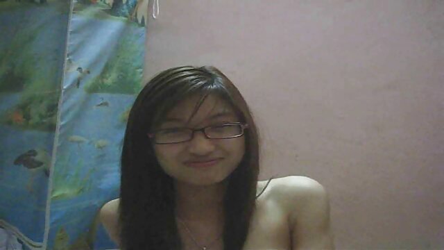 Najlepsze porno :  Chuda ruda w czarnej bieliźnie zostaje mamuski darmowe filmy erotyczne zerżnięta w cipkę Seksowne filmy porno 