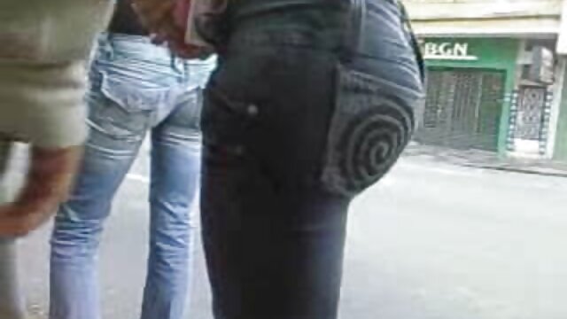 Najlepsze porno :  Stary facet dzieli się cipką kochanki ze swoim mamuśki nago za darmo niegrzecznym pasierbem Seksowne filmy porno 