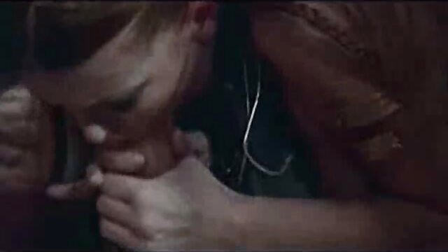 Najlepsze porno :  Powieszony mężczyzna dyscyplinuje zbuntowaną filmy erotyczne mamuśki pasierbicę, pieprząc ją Seksowne filmy porno 