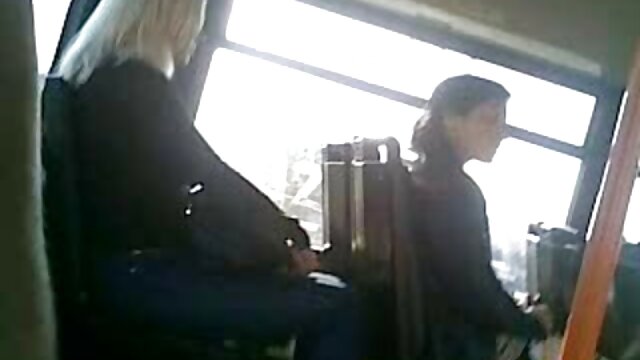 Najlepsze porno :  Belle Claire jest idealną terapeutką, jej rozwiązanie jest proste, wrzuć w mamuśki filmiki erotyczne nią swój ładunek. Seksowne filmy porno 