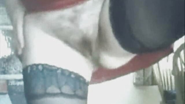 Najlepsze porno :  Blondynka daje cipkę rudej sex filmiki z mamuskami za minetę i straponing Seksowne filmy porno 