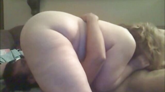 Najlepsze porno :  Cunnilingus jest tak dobra, że ​​nastolatek nie chce robić tego w  cipce Seksowne filmy porno 