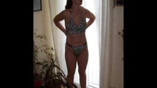 Najlepsze porno :  Szczęśliwy sex filmiki z mamuskami chłopak kopuluje w sypialni z nową napaloną dziewczyną Seksowne filmy porno 