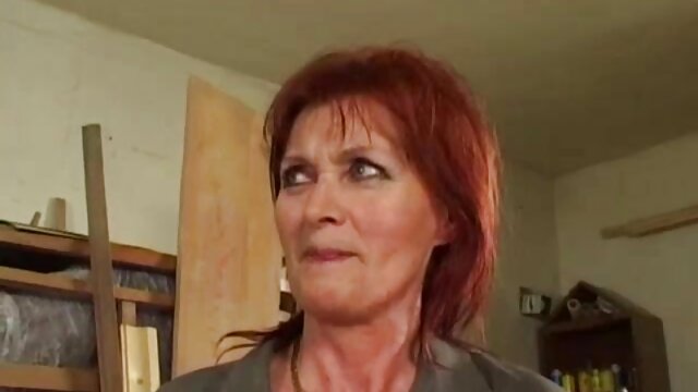 Najlepsze porno :  Zdenka darmowe mamuski dostaje ogromnego kutasa w cipkę i uwielbia go. Seksowne filmy porno 