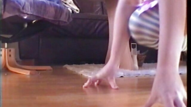 Najlepsze porno :  Diva całkowicie wyczerpana facetem porno filmy z mamuskami liżącym porcję do orgazmu Seksowne filmy porno 