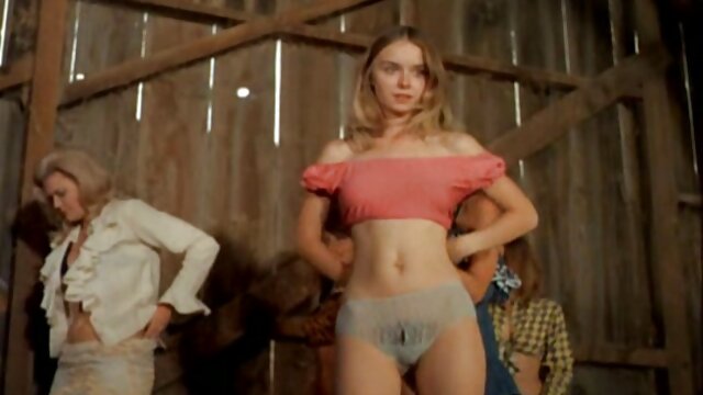 Najlepsze porno :  Brytyjska brunetka zostaje sex z mamuskami filmy wyruchana przez Rocco Siffrediego Seksowne filmy porno 